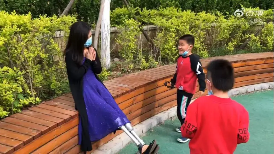 大学生篮球社团如何引入智能情感技术_2